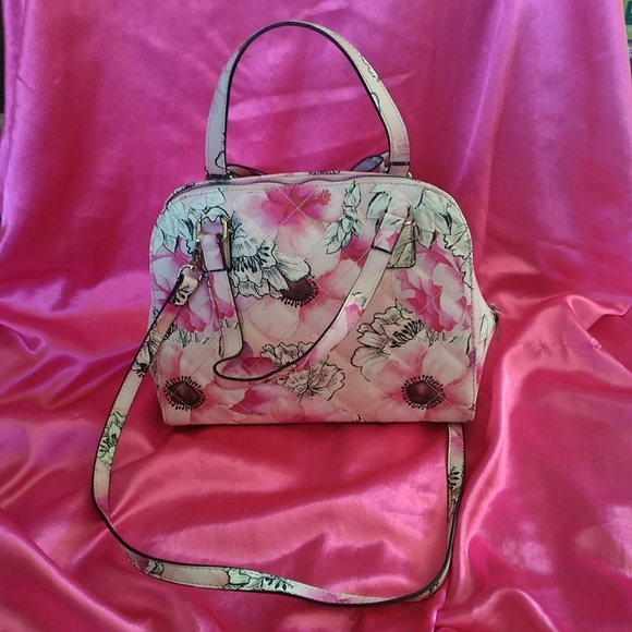 Betsy Johnson floral watercolor with bow decal - Picture 2 of 3